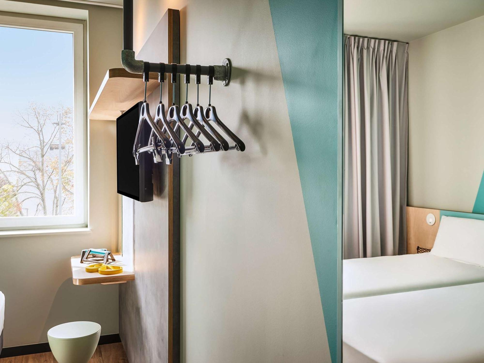 Ibis Budget Brest Sud Plougastel - Hotel Renove Экстерьер фото